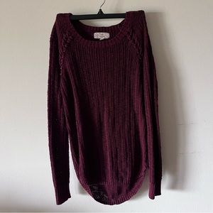 maroon sweater